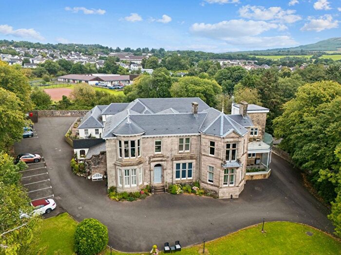 2 Bedroom Flat For Sale In Montrose Street East, Helensburgh, G84