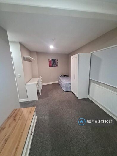 Studio To Rent In Weatherfield House, Farnworth, Bolton, BL4