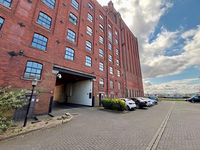 2 Bedroom Flat To Rent In Victoria Court, Victoria Street, Grimsby, DN31