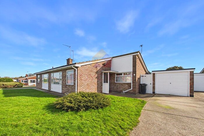 2 Bedroom Semi-Detached Bungalow For Sale In Sparrows Herne, Clacton On Sea, CO15
