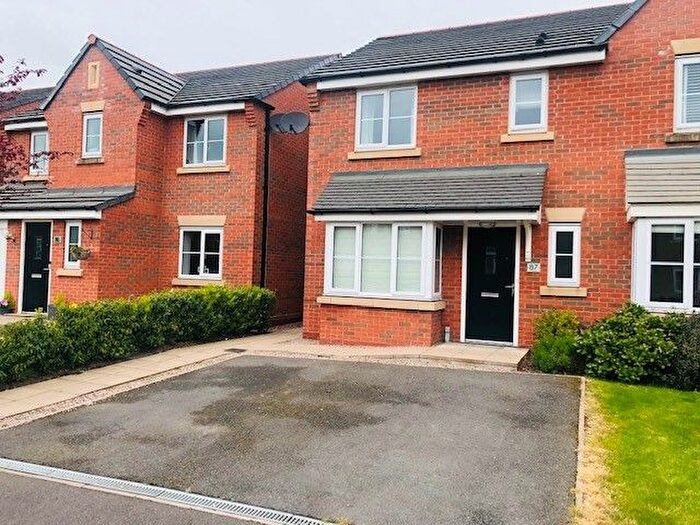 3 Bedroom Property To Rent In Heron Way, Sandbach, CW11