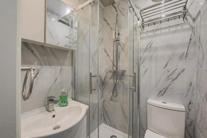 4 Bedroom Terraced House To Rent In Hawstead Road, Catford, London, SE6