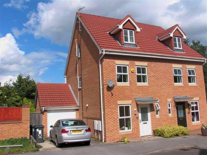 3 Bedroom Semi-Detached House To Rent In Topliff Road, Chilwell, Nottingham NG9