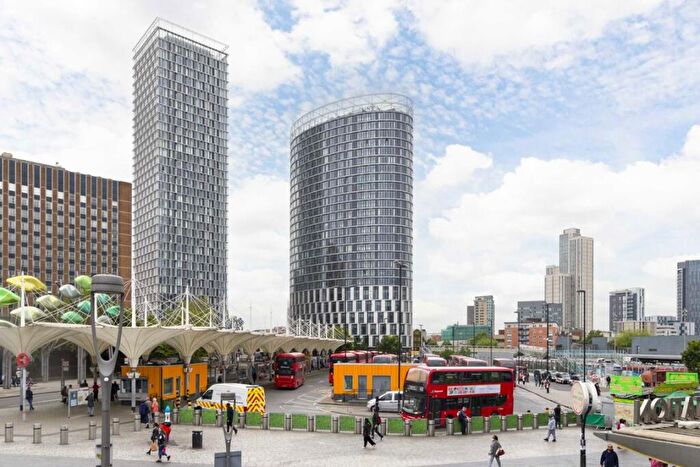 1 Bedroom Flat To Rent In Station Street, Stratford, E15