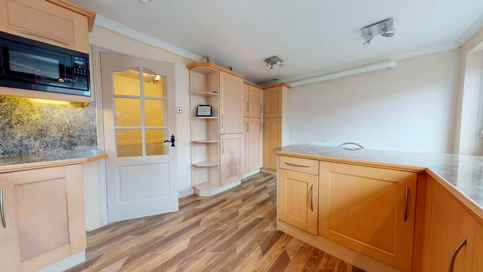 3 Bedroom Semi-Detached House For Sale In Westhope Road, South Shields, NE34