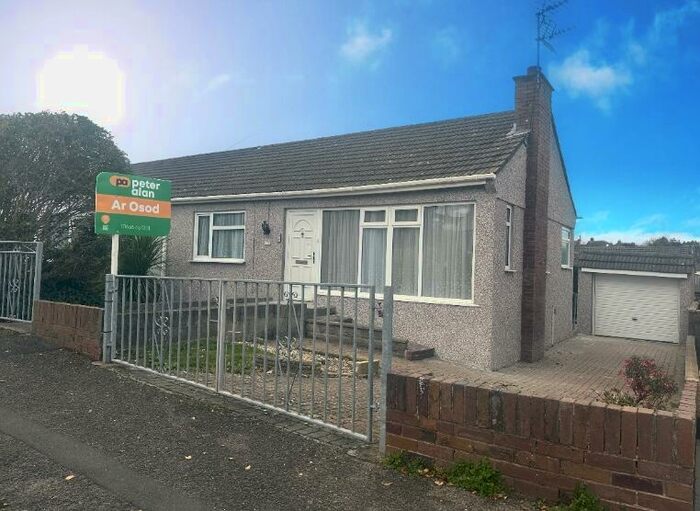 2 Bedroom Bungalow To Rent In Heol-y-Bardd, Bridgend, CF31