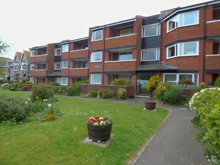 2 Bedroom Flat To Rent In The Swallows, St. Catherines Road, Littlehampton BN17