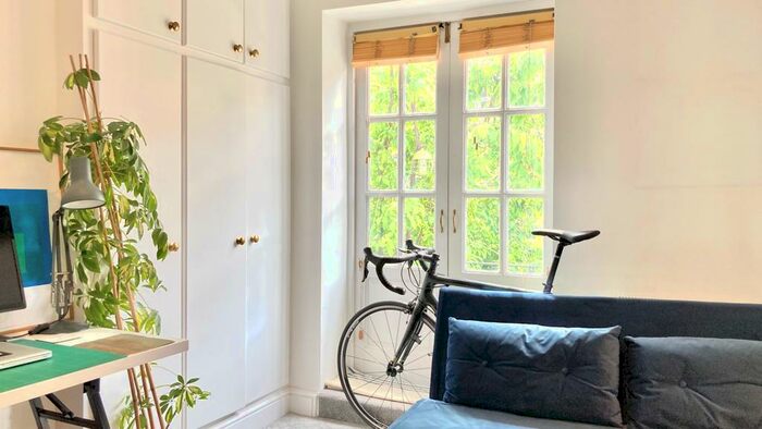 2 Bedroom Apartment To Rent In The Gardens, East Dulwich, London, SE22