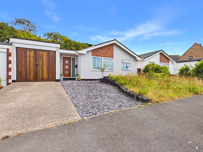 3 Bedroom Bungalow For Sale In East Fairholme Road, Bude, EX23