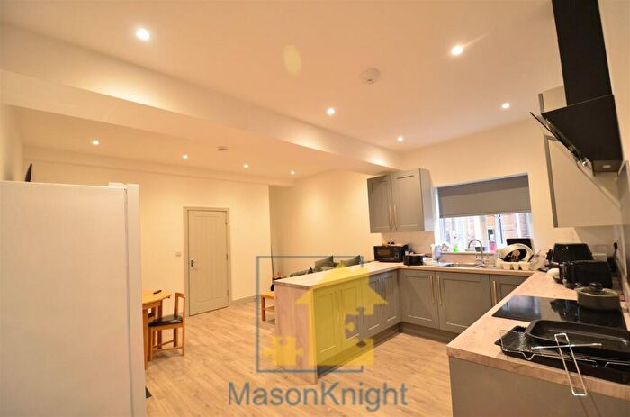 5 Bedroom Terraced House To Rent In Heeley Road Selly Oak, B29