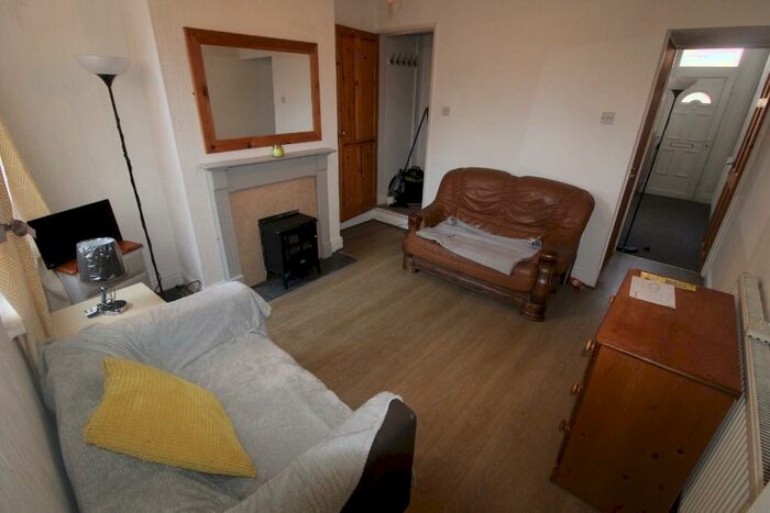 3 Bedroom Terraced House To Rent In King Alfred Street, Derby, Derbyshire, DE22