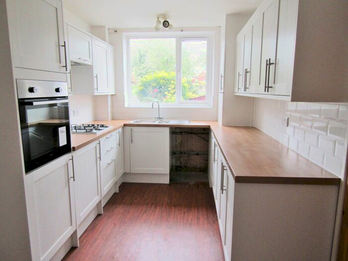 3 Bedroom Maisonette To Rent In Kingshurst Way, Kingshurst, Birmingham, B37