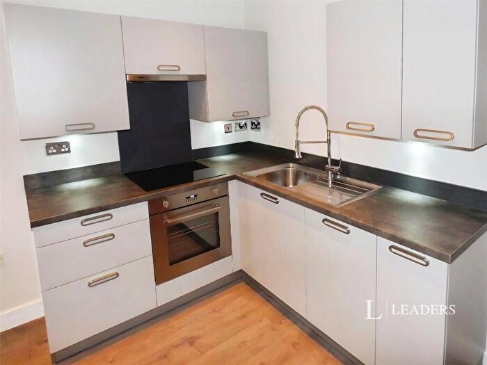 1 Bedroom Flat To Rent In Geneva House, Park Road, Peterborough, PE1