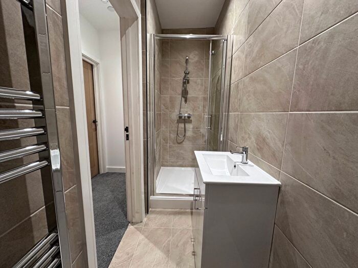 1 Bedroom Flat To Rent In Oaklands Terrace, Swansea, SA1