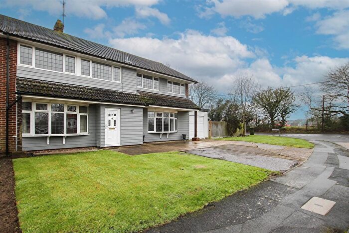 4 Bedroom Semi-Detached House For Sale In Orchard Piece, Blackmore, Ingatestone, CM4