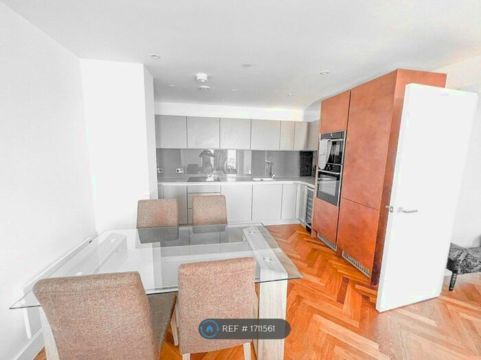 2 Bedroom Flat To Rent In Owen Street, Manchester, M15