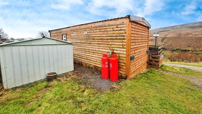 1 Bedroom Park Home For Sale In Fineburn Caravan Park, Frosterley, Weardale, DL13