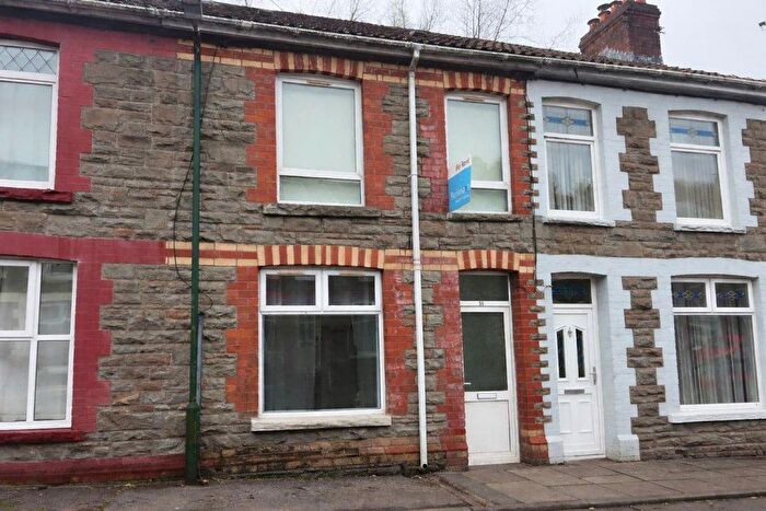 3 Bedroom Property To Rent In Meadow Street, Llanhilleth, NP13