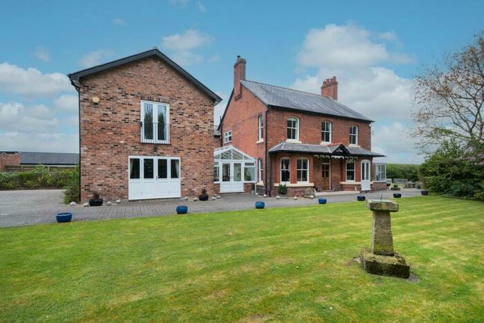 6 Bedroom Detached House For Sale In Cotton Lane, Cotton Edmunds, CH3