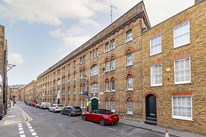 1 Bedroom Flat To Rent In Rawstorne Street, Clerkenwell, EC1V