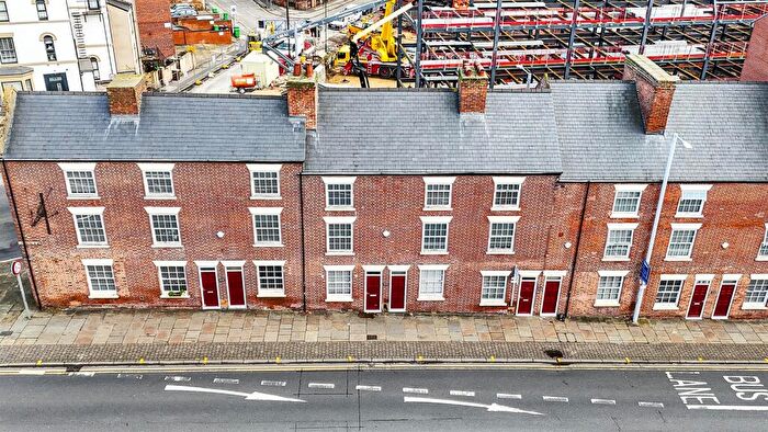 7 Bedroom Town House For Sale In Mansfield Road, Nottingham, Nottinghamshire, NG1