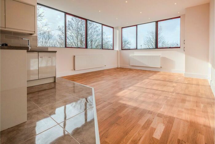 1 Bedroom Apartment To Rent In Oak House Fleet, GU51