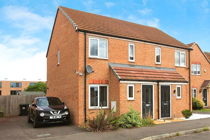 2 Bedroom Semi-Detached House For Sale In Daphne Grove, Peterborough, PE2