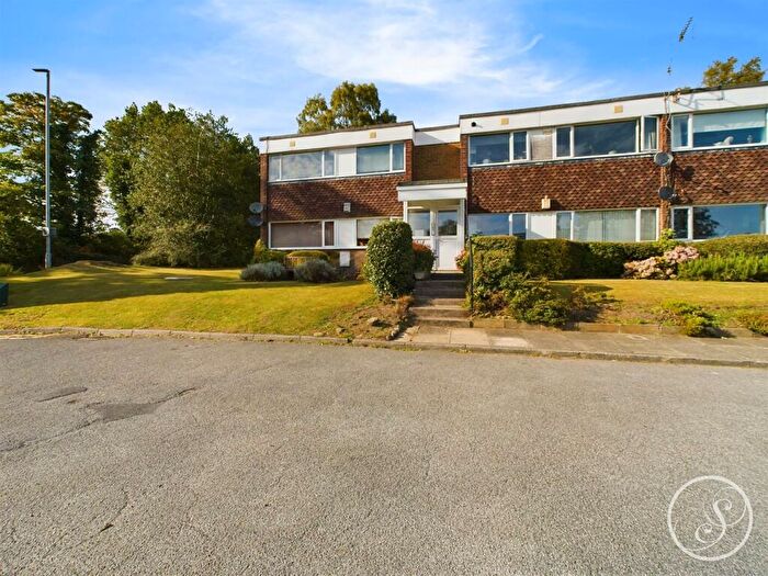 2 Bedroom Flat For Sale In Lane End Court, Alwoodley, Leeds, LS17