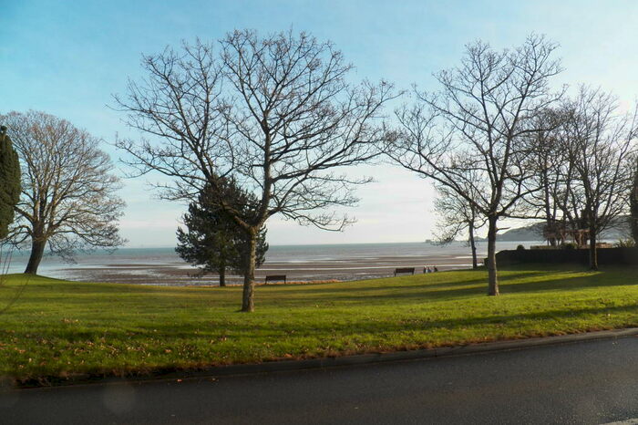 2 Bedroom Cottage To Rent In Mumbles Road, West Cross, SA3