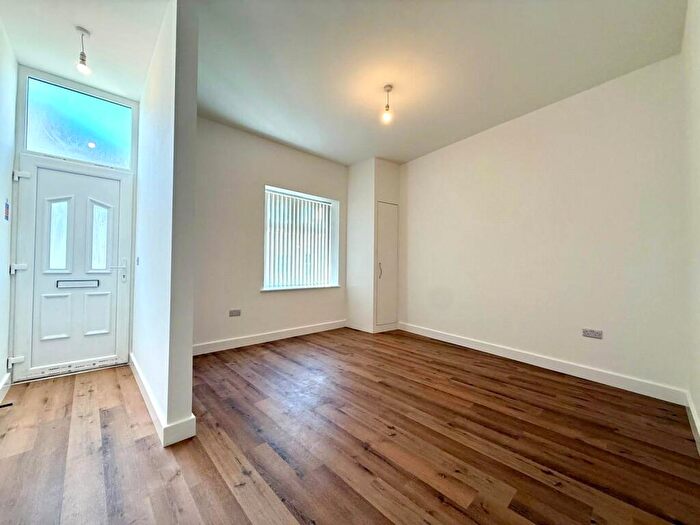 1 Bedroom Apartment To Rent In Woodchurch Road, Birkenhead, Merseyside, CH42