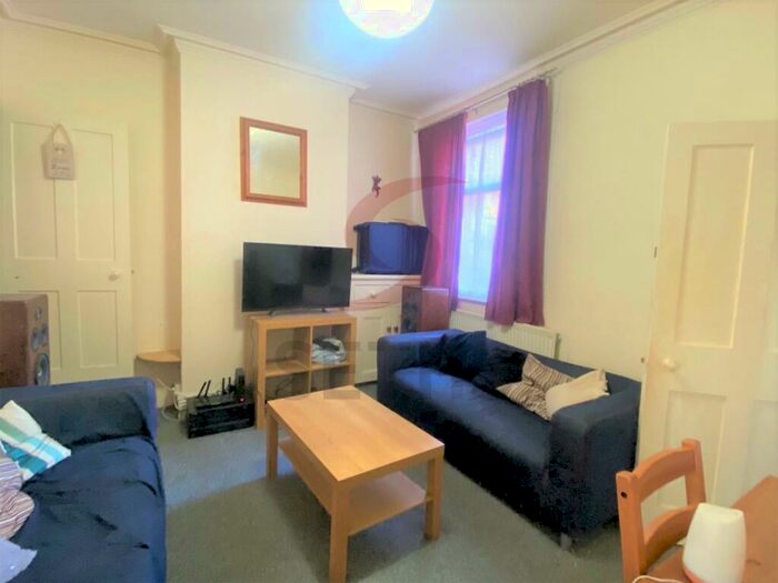 4 Bedroom Terraced House To Rent In Norman Street, Leicester, LE3