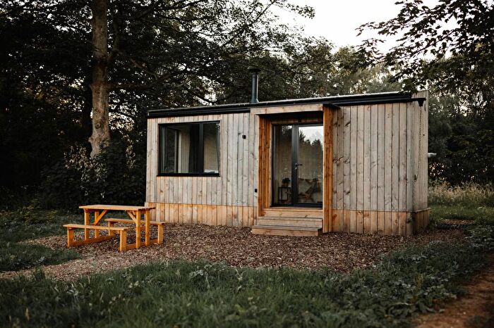 1 Bedroom Property For Sale In Ashbourne, Derbyshire, DE6