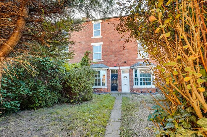 3 Bedroom Terraced House For Sale In Egypt Road, Nottingham, NG7
