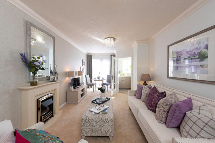 1 Bedroom Retirement Property For Sale In Bed Apartment, Headley Lodge, Ashtead, KT21