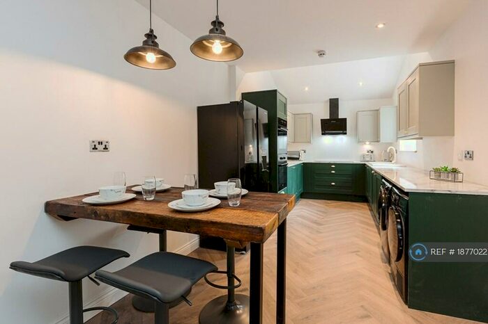 6 Bedroom Terraced House To Rent In Leopold Road, Liverpool, L7