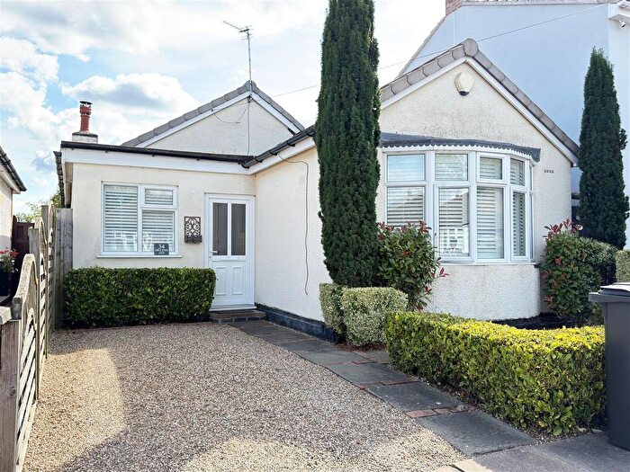 2 Bedroom Semi Detached Bungalow For Sale In Melton Avenue, Rushey Mead, Leicester, LE4
