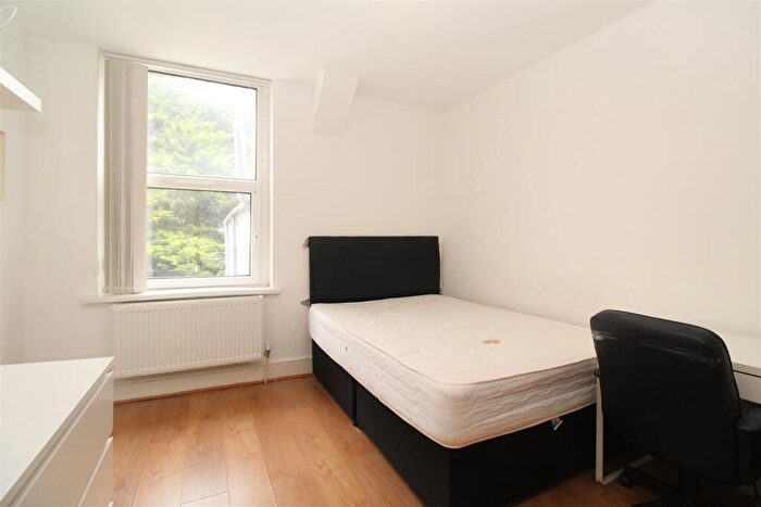 1 Bedroom House To Rent In Colum Road, Cathays, Cardiff, CF10