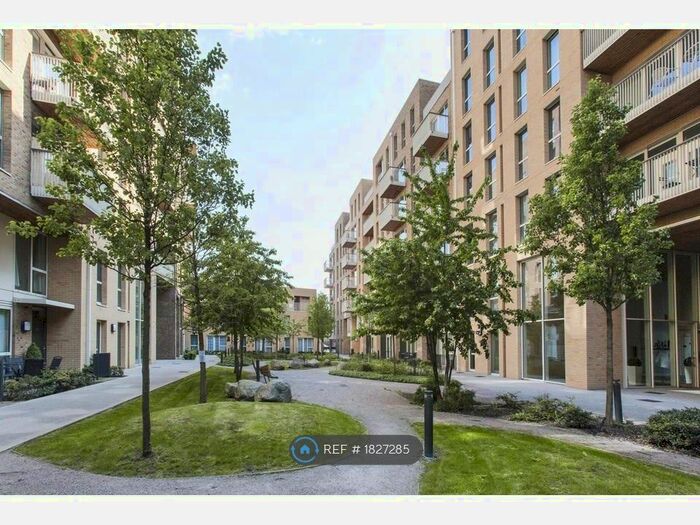 2 Bedroom Flat To Rent In Oxley Square, London, E3