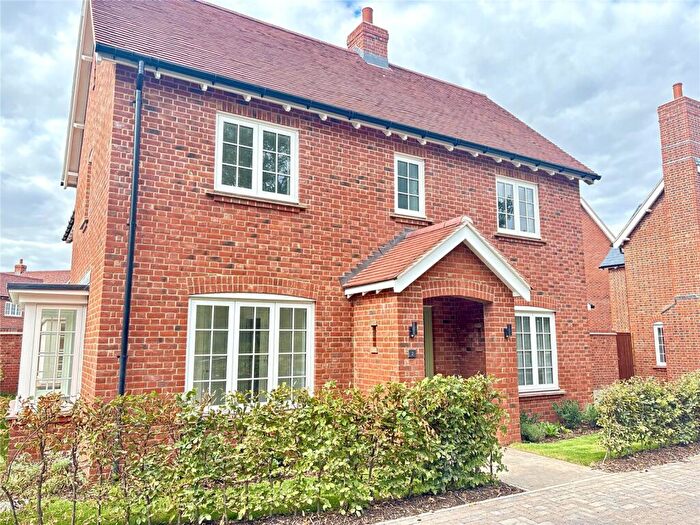 4 Bedroom Detached House For Sale In Ochre Meadows, Theale, Reading, Berkshire, RG7