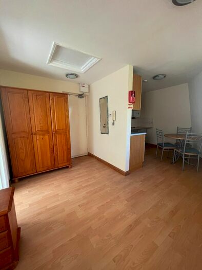 Studio To Rent In Kings Cross Road, Kings Cross, WC1X