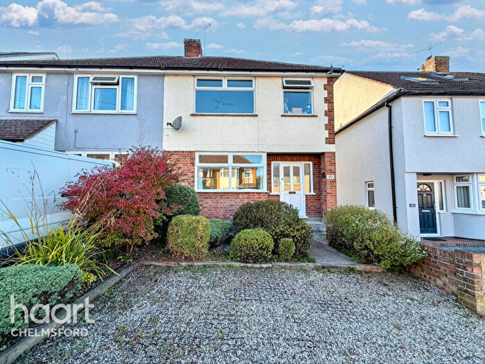 3 Bedroom Semi-Detached House For Sale In Hillside Grove, Chelmsford, CM2