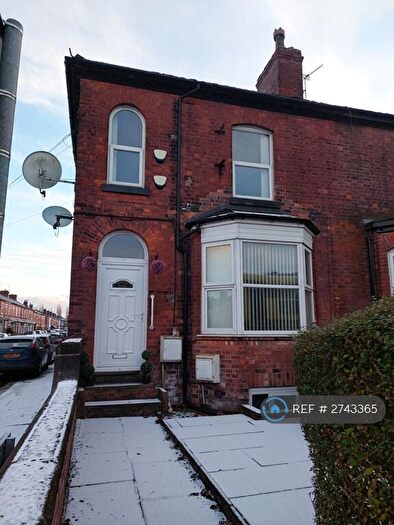 3 Bedroom Flat To Rent In Liverpool Road, Eccles, Manchester, M30