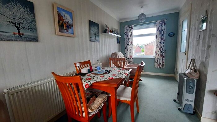2 Bedroom Semi-Detached Bungalow For Sale In Greenlawns, Barry, CF62