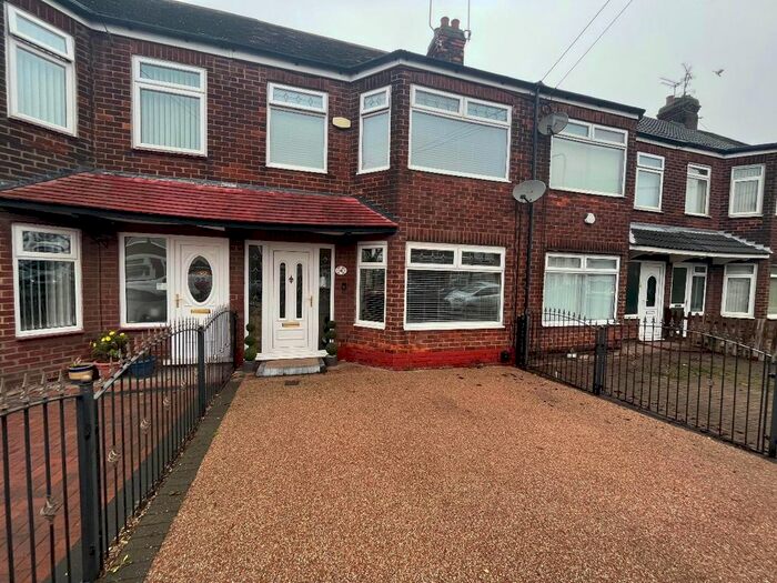 3 Bedroom Terraced House To Rent In National Avenue, Hull, HU5