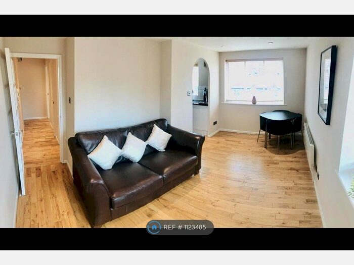 1 Bedroom Flat To Rent In John Maurice Close, London, SE17