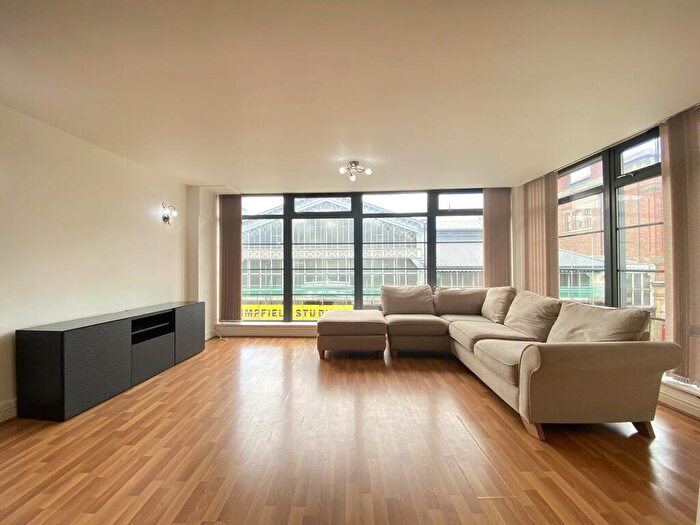 2 Bedroom Apartment To Rent In Southern Street, Manchester, M3