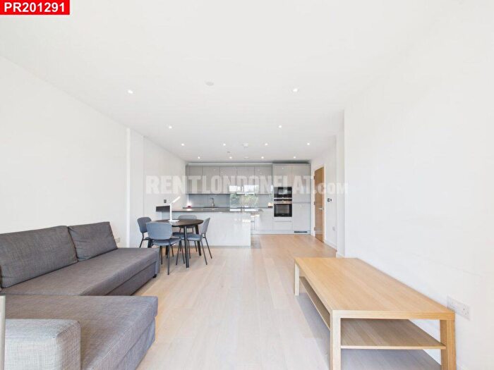 2 Bedroom Flat To Rent In Colindale – Bedrooms Flat, NW9