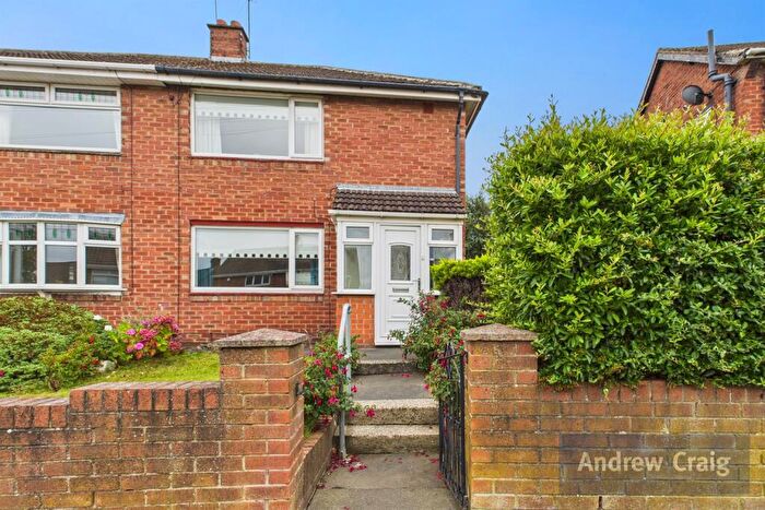 2 Bedroom Semi-Detached House For Sale In Gordon Road, Sunderland, SR4