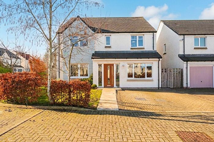 4 Bedroom Detached House For Sale In Sheil Place, East Calder, EH53
