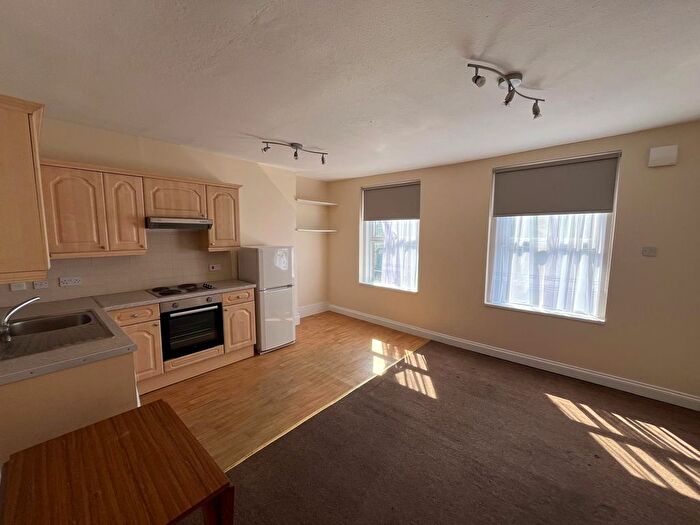 1 Bedroom Flat To Rent In Stoke Newington Road, London, N16